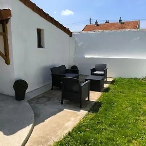 Hébergement de vacances Maisonnette Independante, Morangis (Essonne)